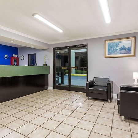 Days Inn By Wyndham Lugoff Esterno foto