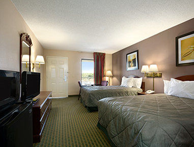 Days Inn By Wyndham Lugoff Esterno foto