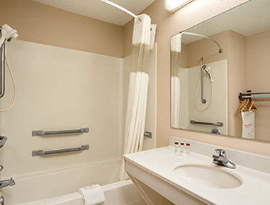 Days Inn By Wyndham Lugoff Esterno foto